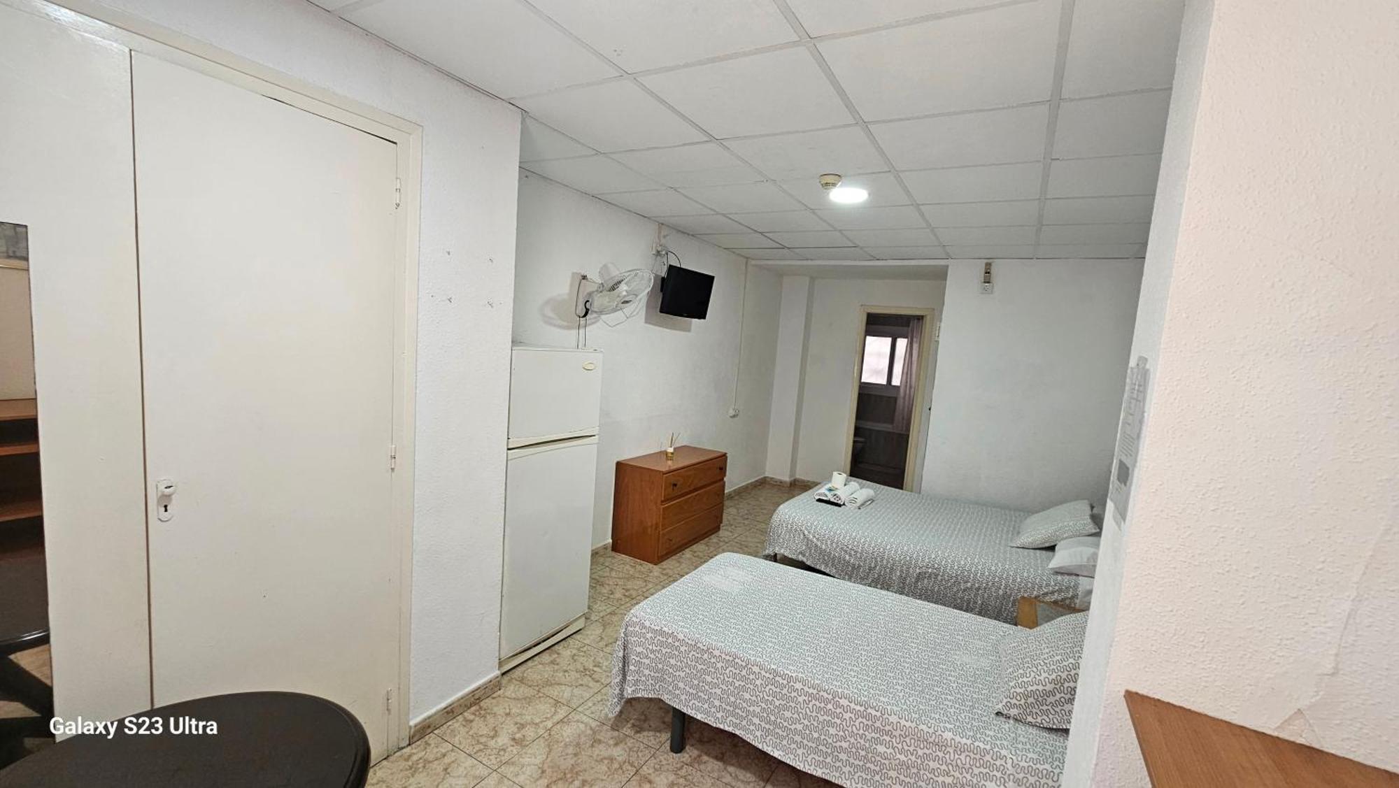 Hostal Sol Celeste Льорет-де-Мар Экстерьер фото